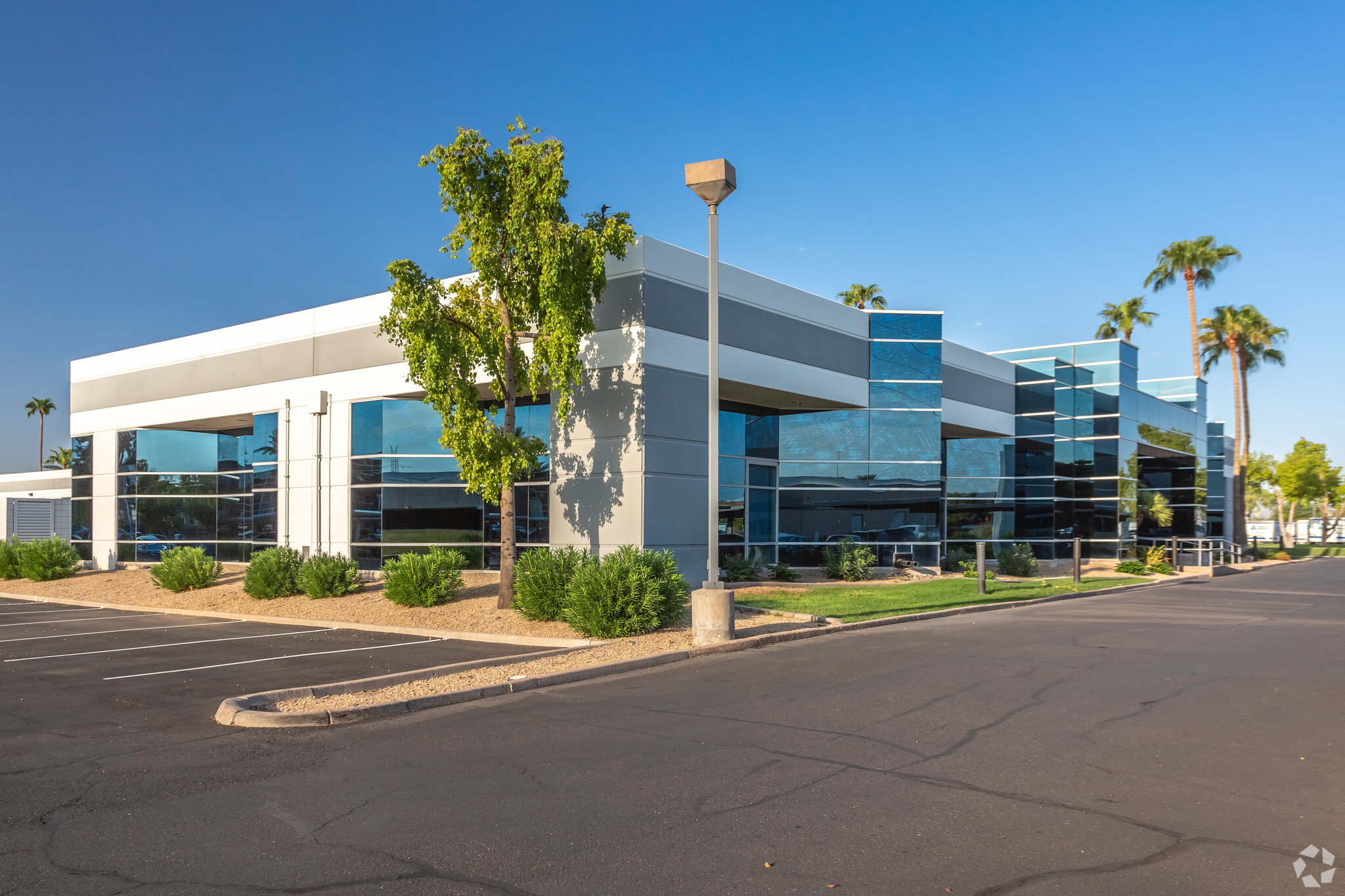 4602 E University Dr, Phoenix, AZ for Rent