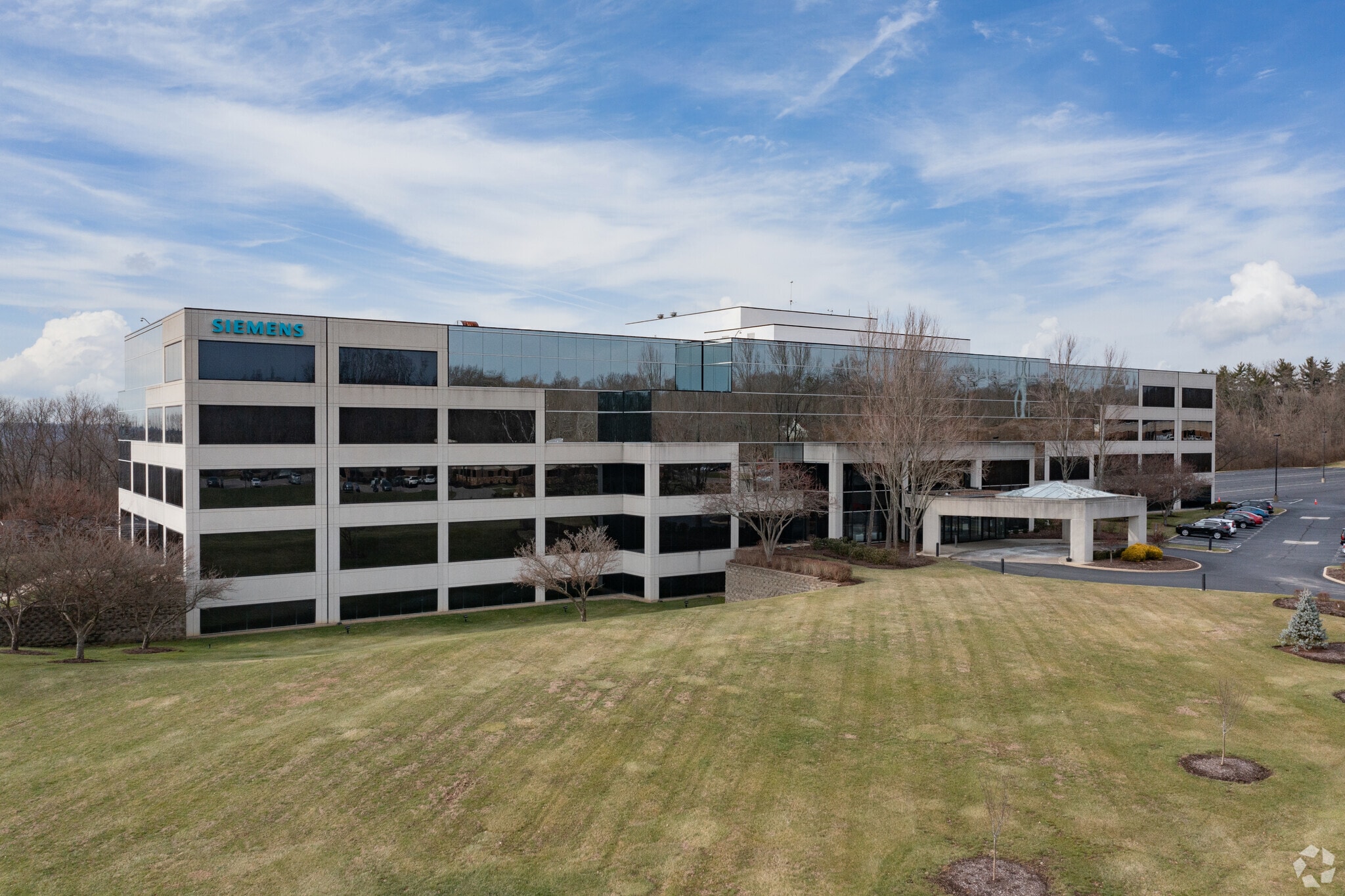 2000 Eastman Dr, Milford, OH for Sale