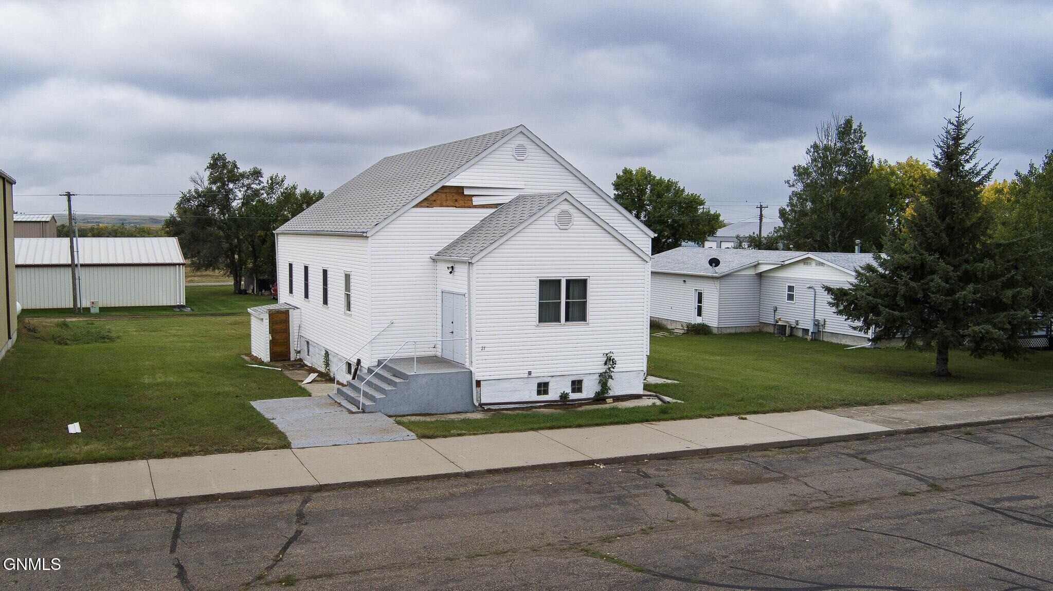 21 Main St E, Golden Valley, ND for Sale