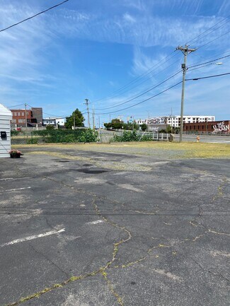 1386 N MARTIN LUTHER KING JR DR  