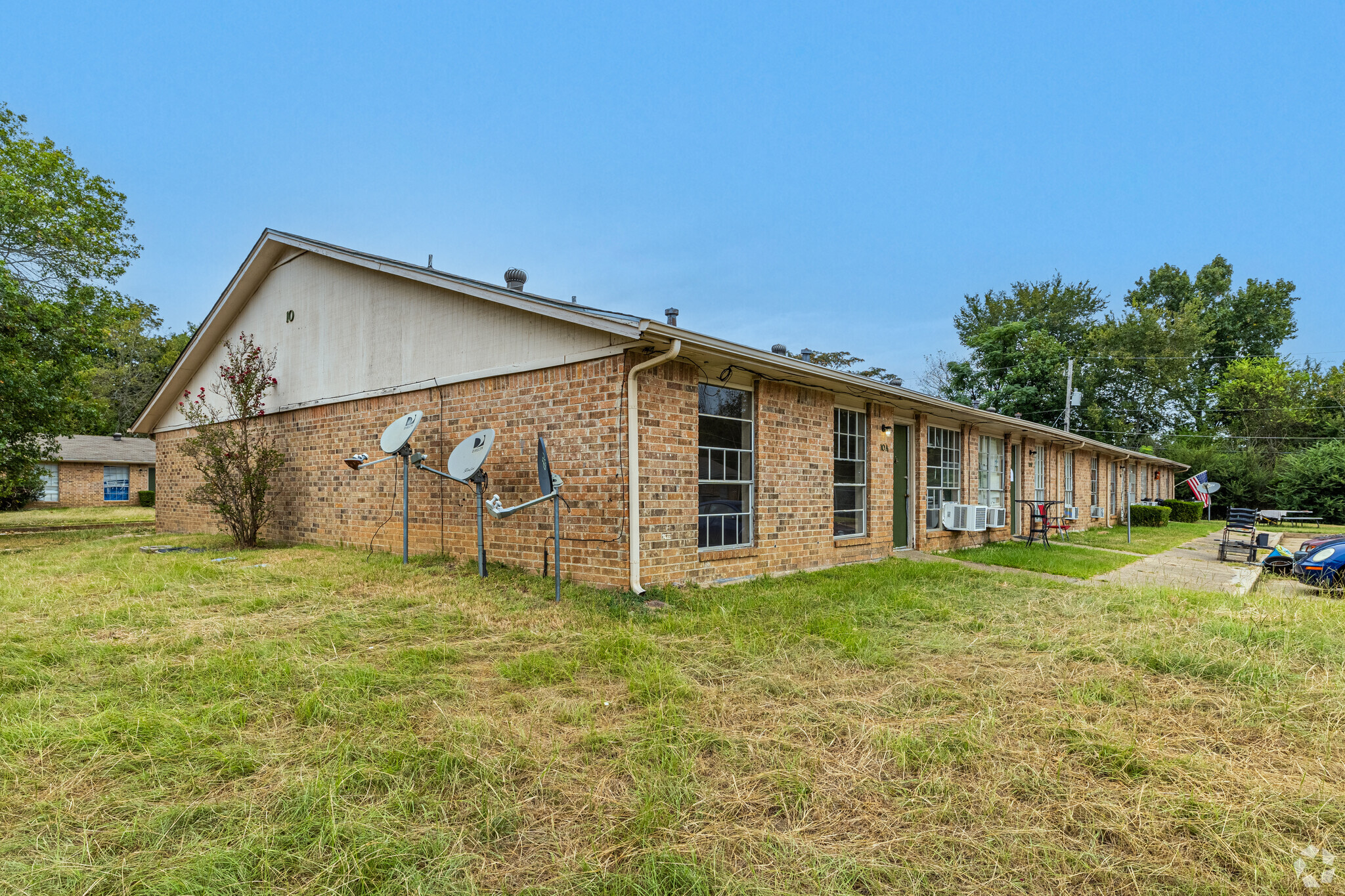 607 S Pecan St, Hughes Springs, TX for Sale