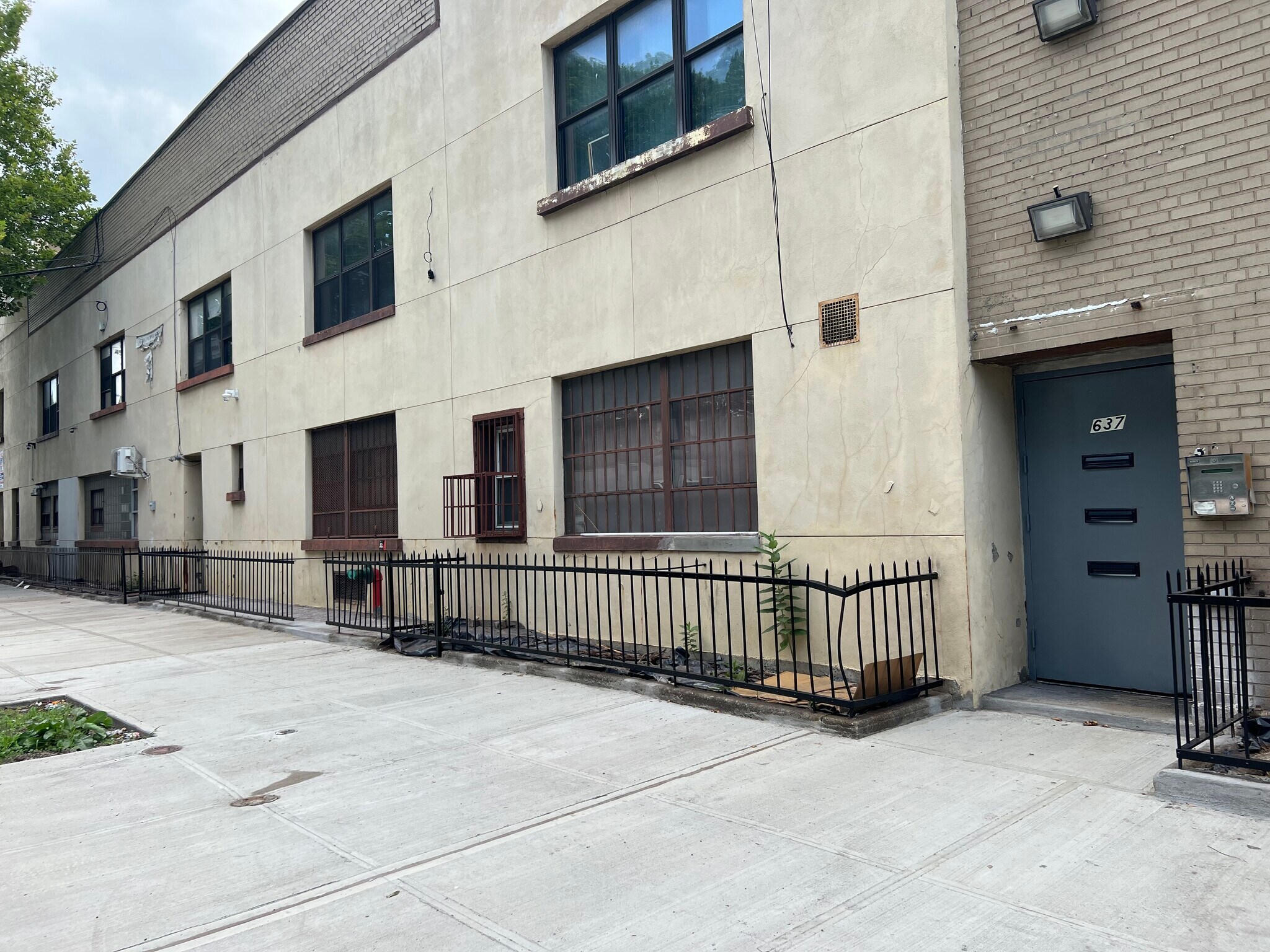 637 Court St, Brooklyn, NY for Rent