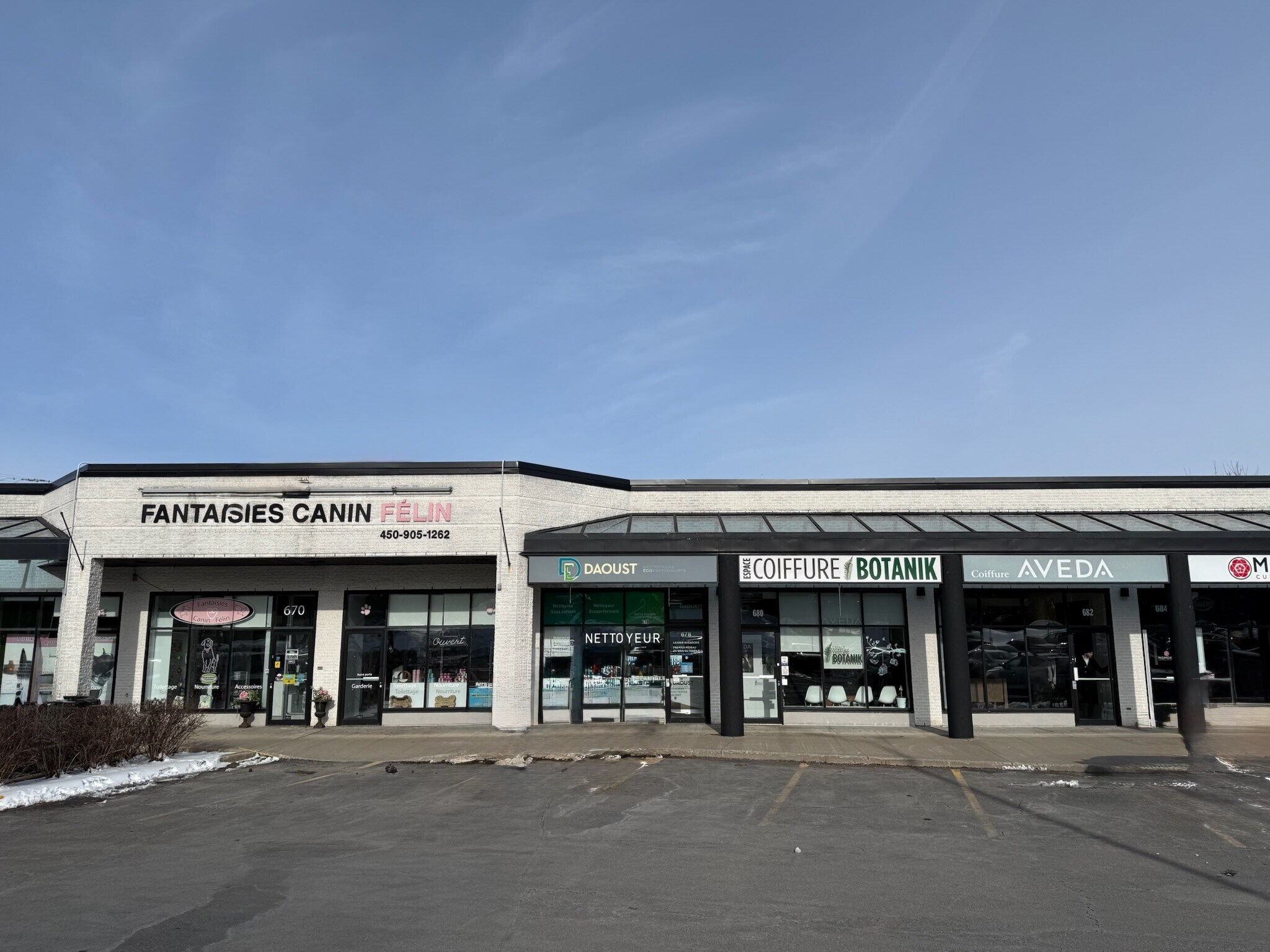 694-750 Montarville, Saint-bruno, QC for Rent