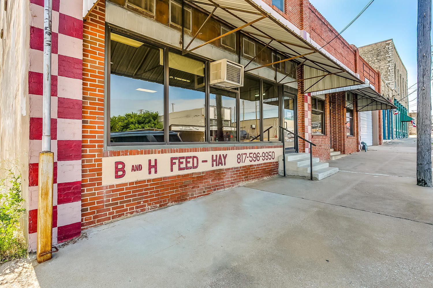 310 N Main St, Weatherford, TX for Sale