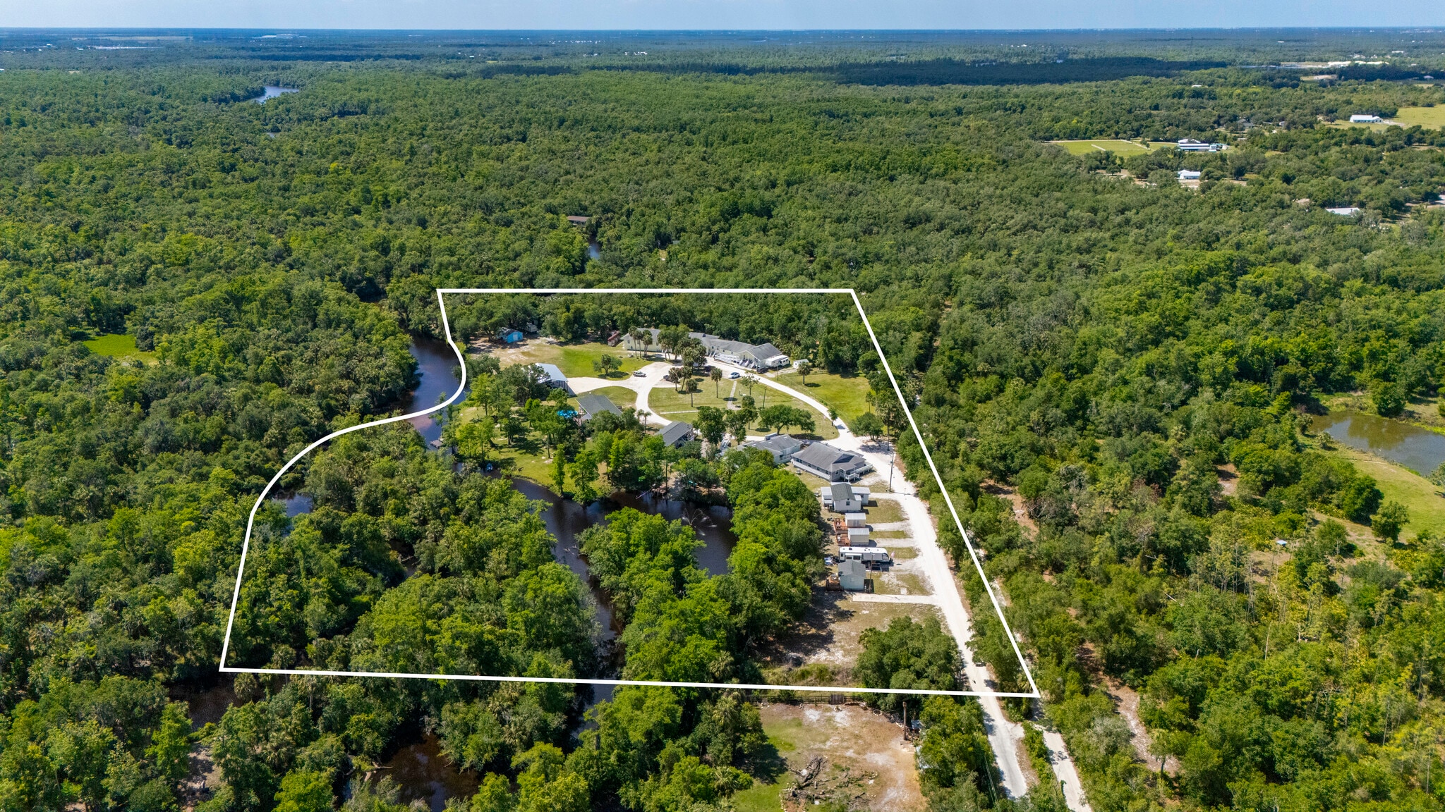 8806 SW Start Center St, Arcadia, FL for Sale