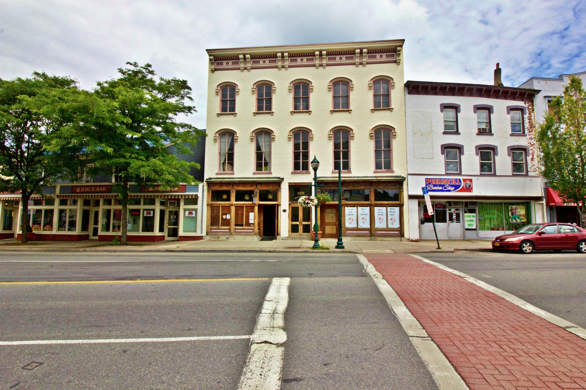 1008 Main St, Peekskill, NY for Rent