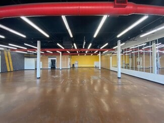 Houston, TX Retail - 10998 N I-45