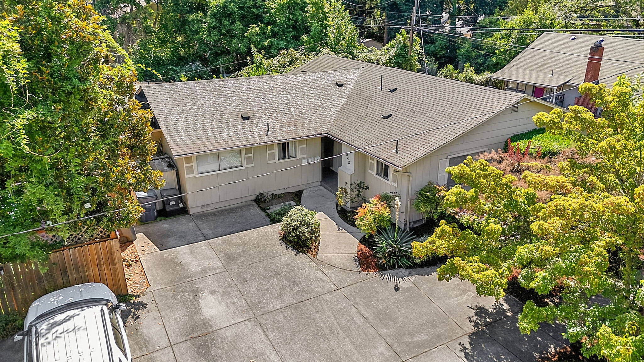 945 Madison St, Eugene, OR for Sale