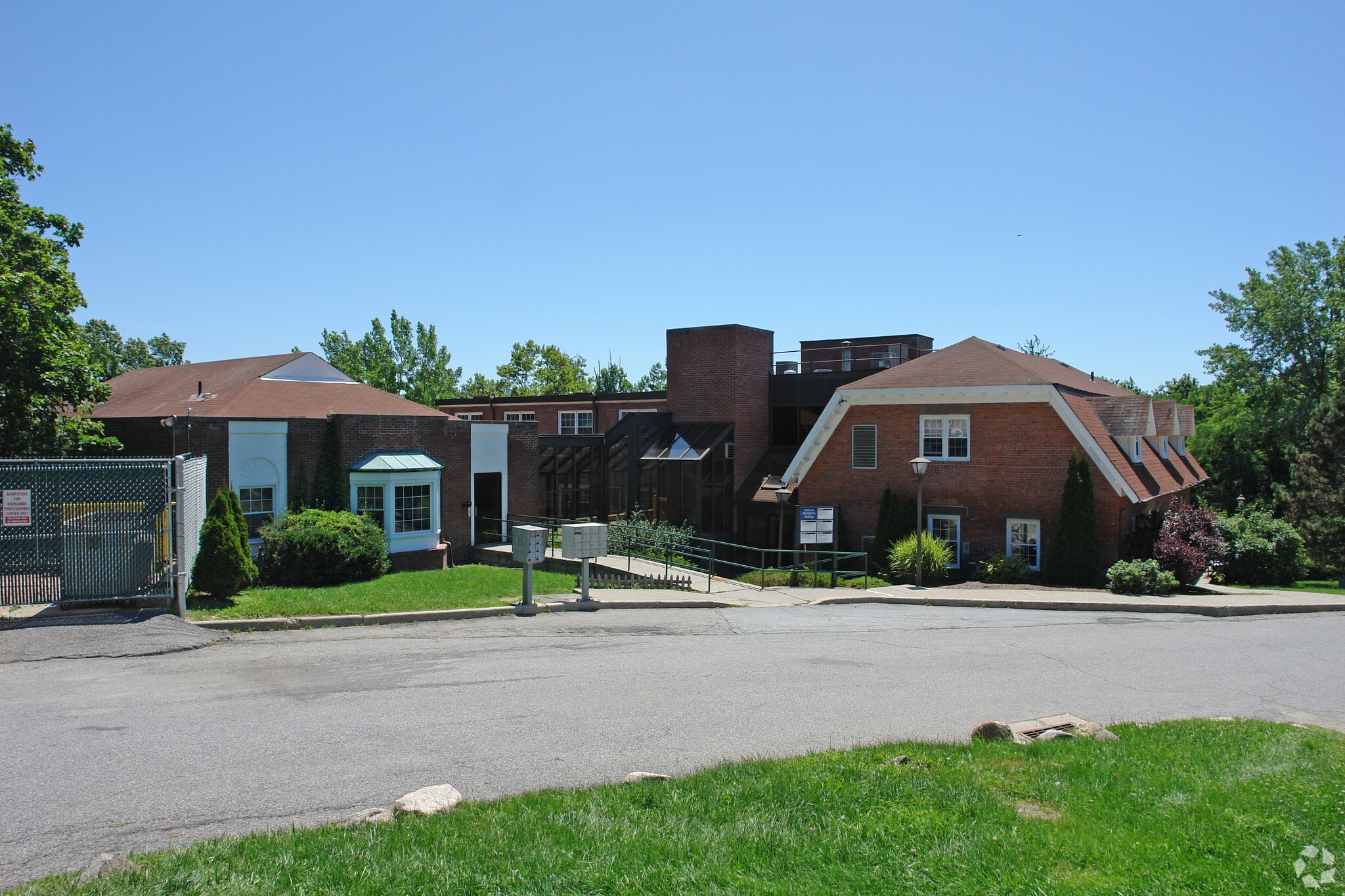 2 Stowe Rd, Peekskill, NY for Sale