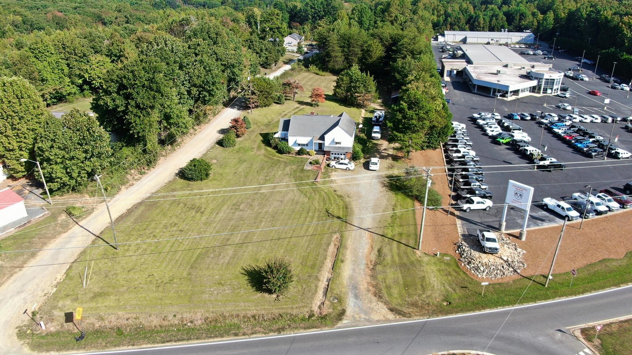 1823 E Salisbury St, Asheboro, NC for Sale