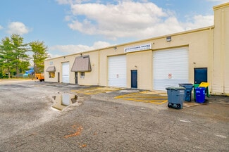 New Castle, DE Flex - 308-314 W Basin Rd