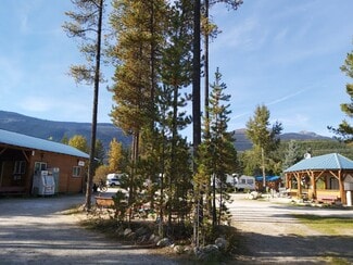 Blue River, BC Specialty - 991 W Frontage Rd Blue River, BC Specialty - 991 W Frontage Rd