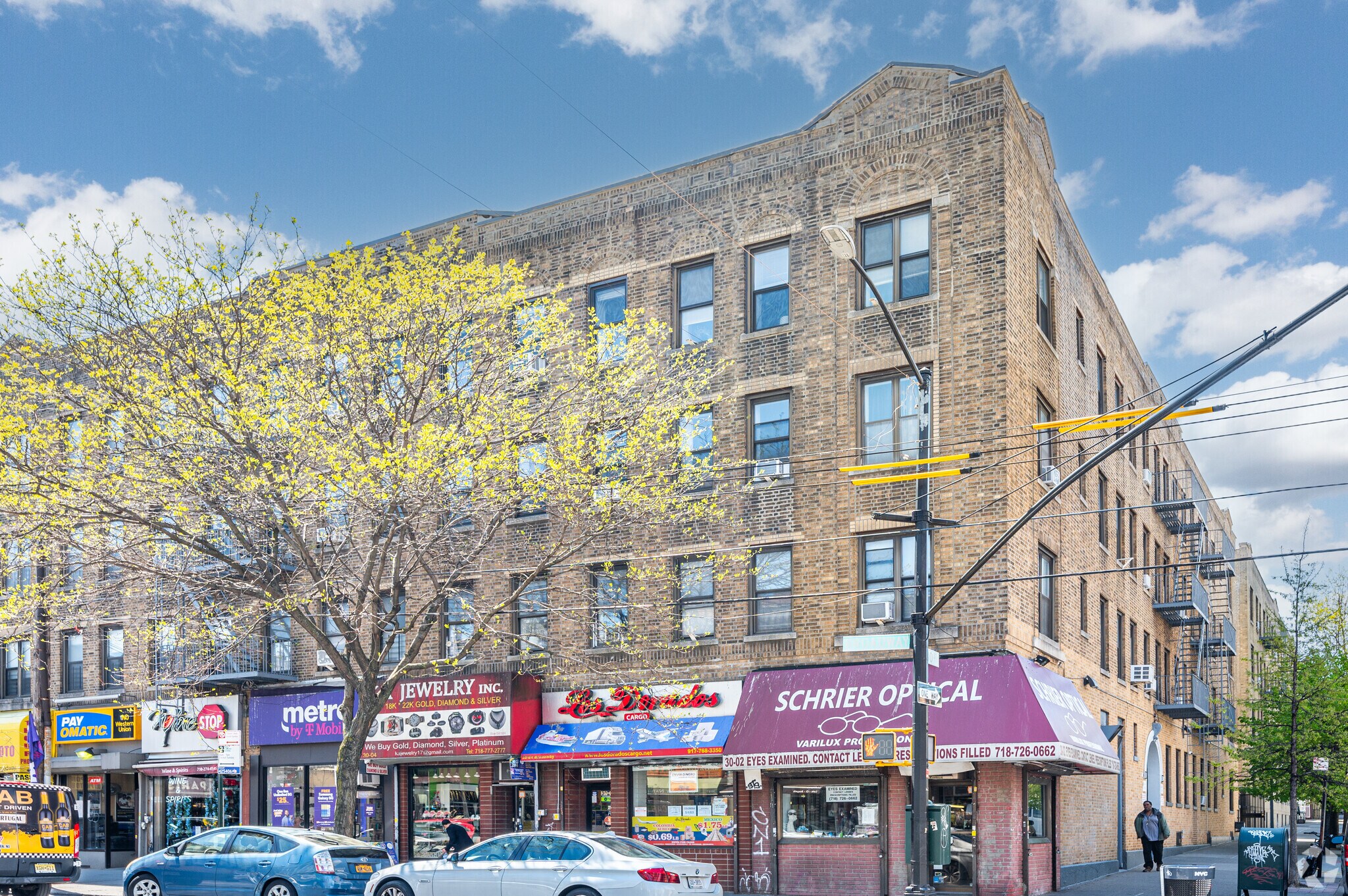 3208 31st St, Astoria, NY for Rent