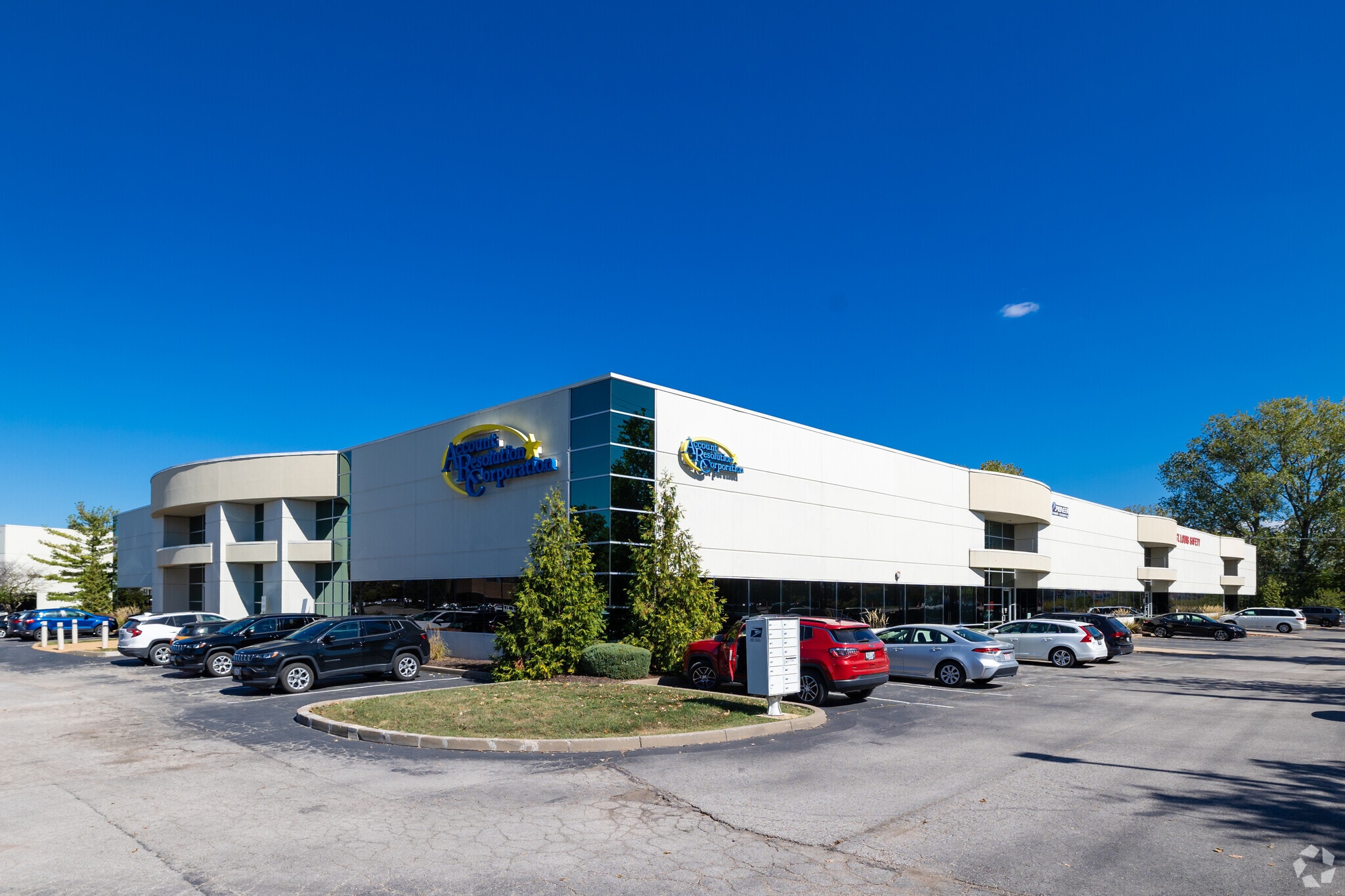17989-17999 Chesterfield Airport Rd, Chesterfield, MO for Rent