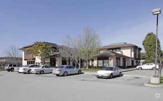 975 W Alisal St  