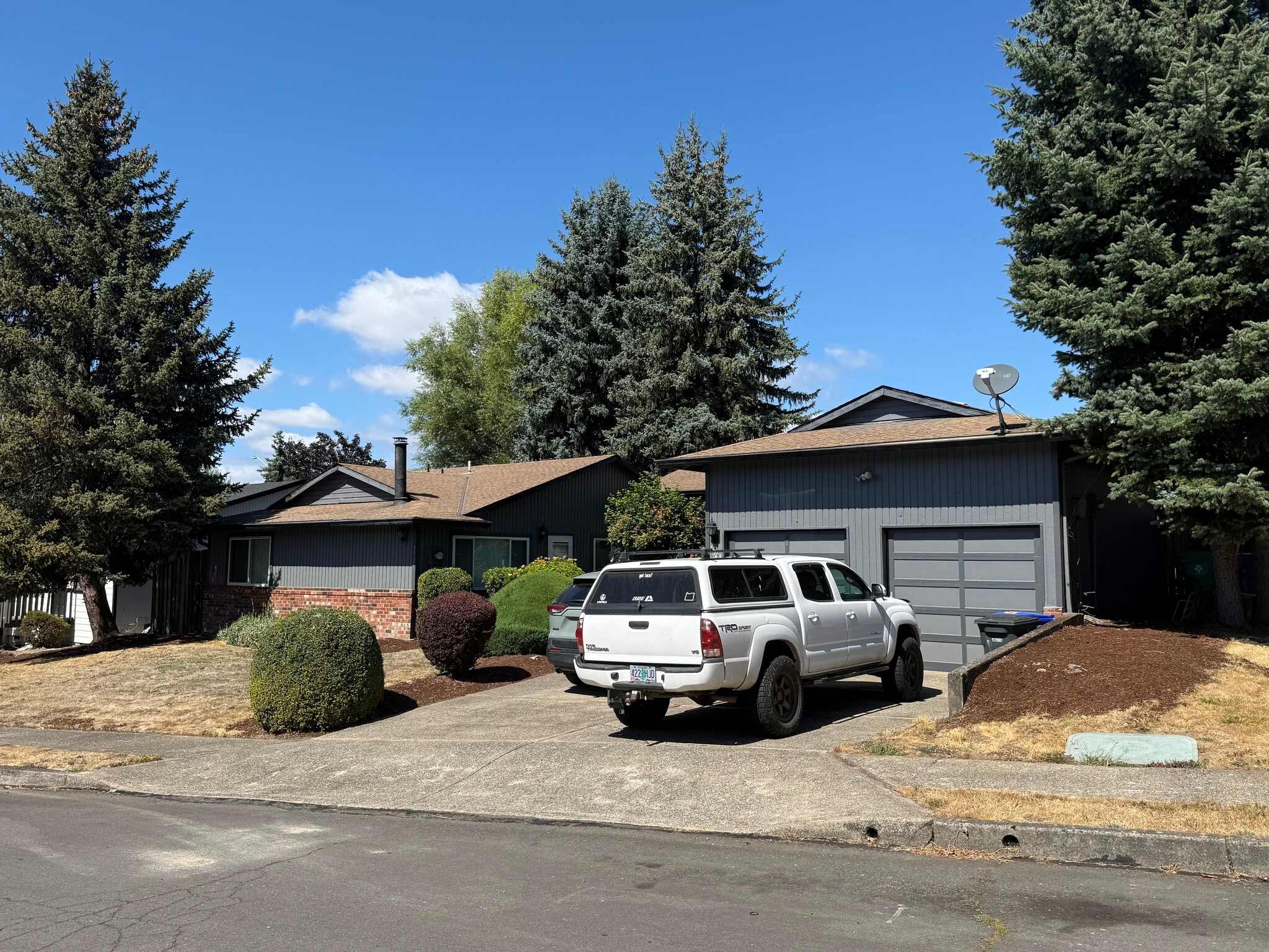 3321-3323 SE 12th St, Gresham, OR for Sale