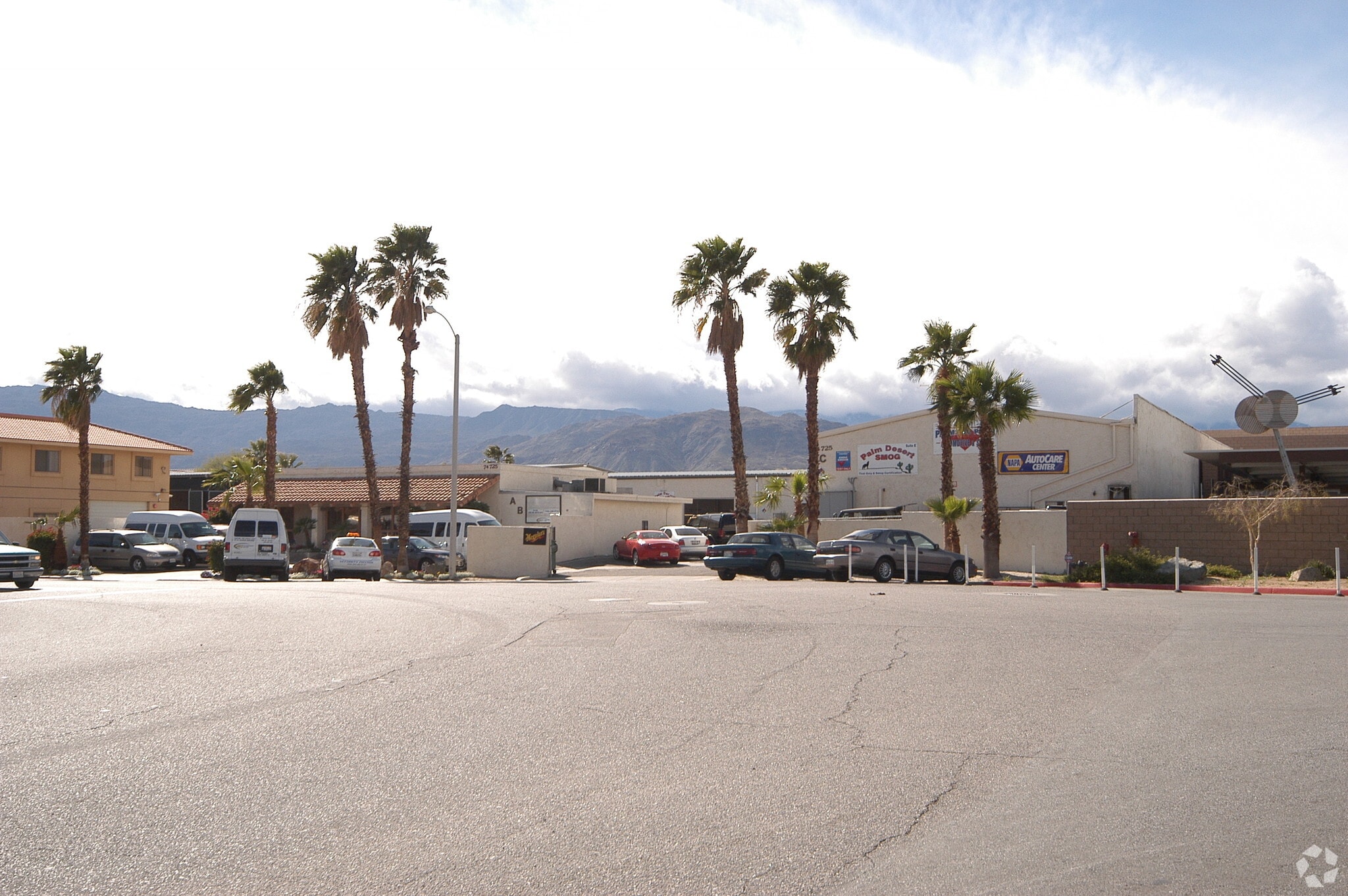 74725 Joni Dr, Palm Desert, CA for Sale