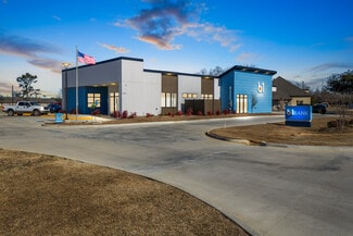 Monroe, LA Bank - 2271 Tower Dr