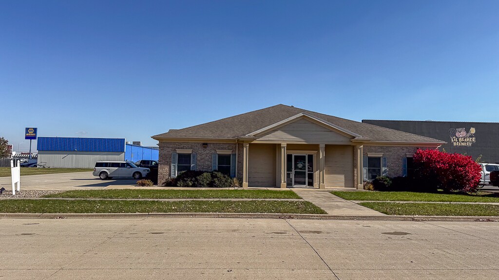 14 Currency Dr, Bloomington, IL for Sale