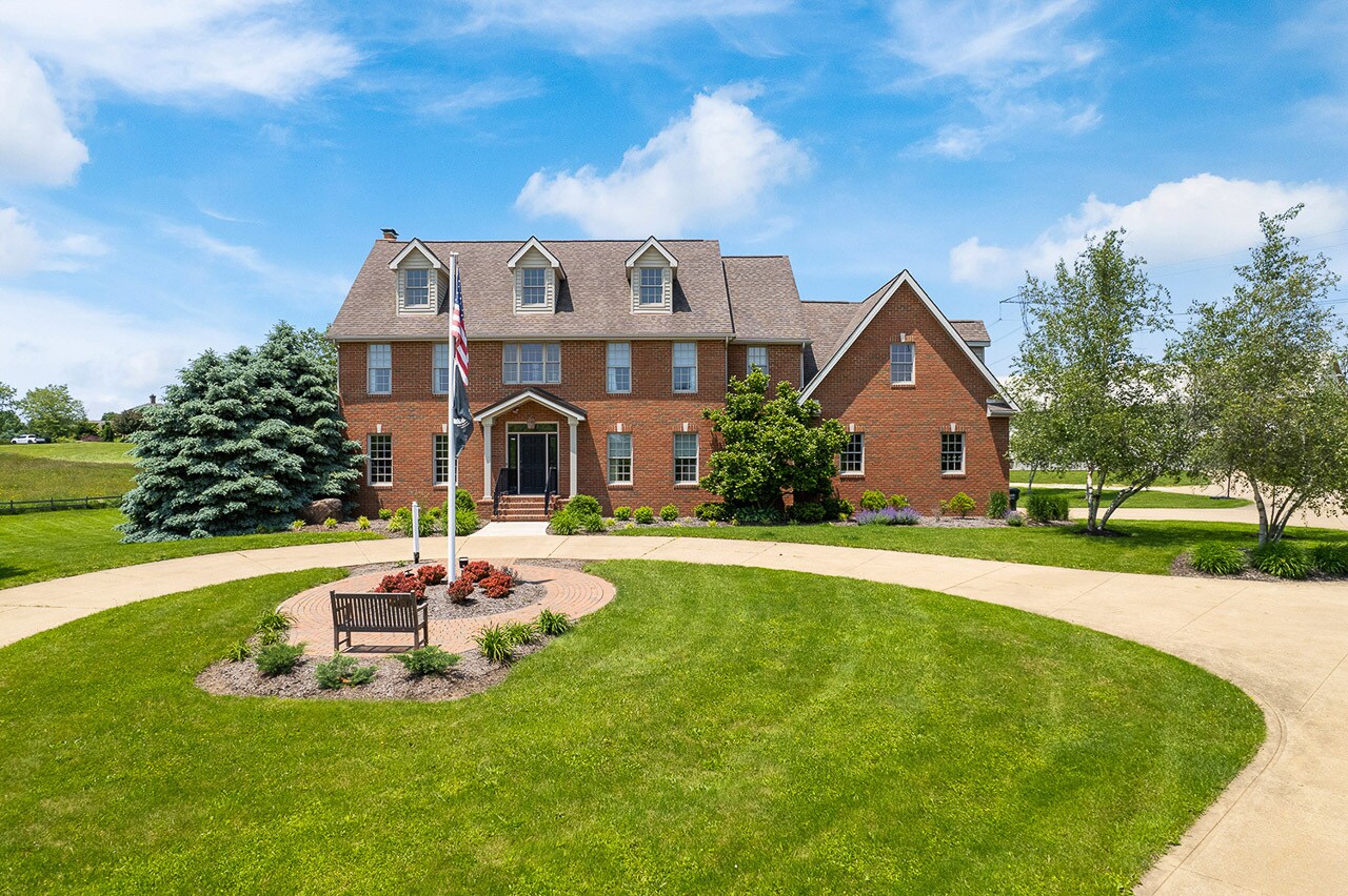5495 Meese Rd NE, Louisville, OH for Sale
