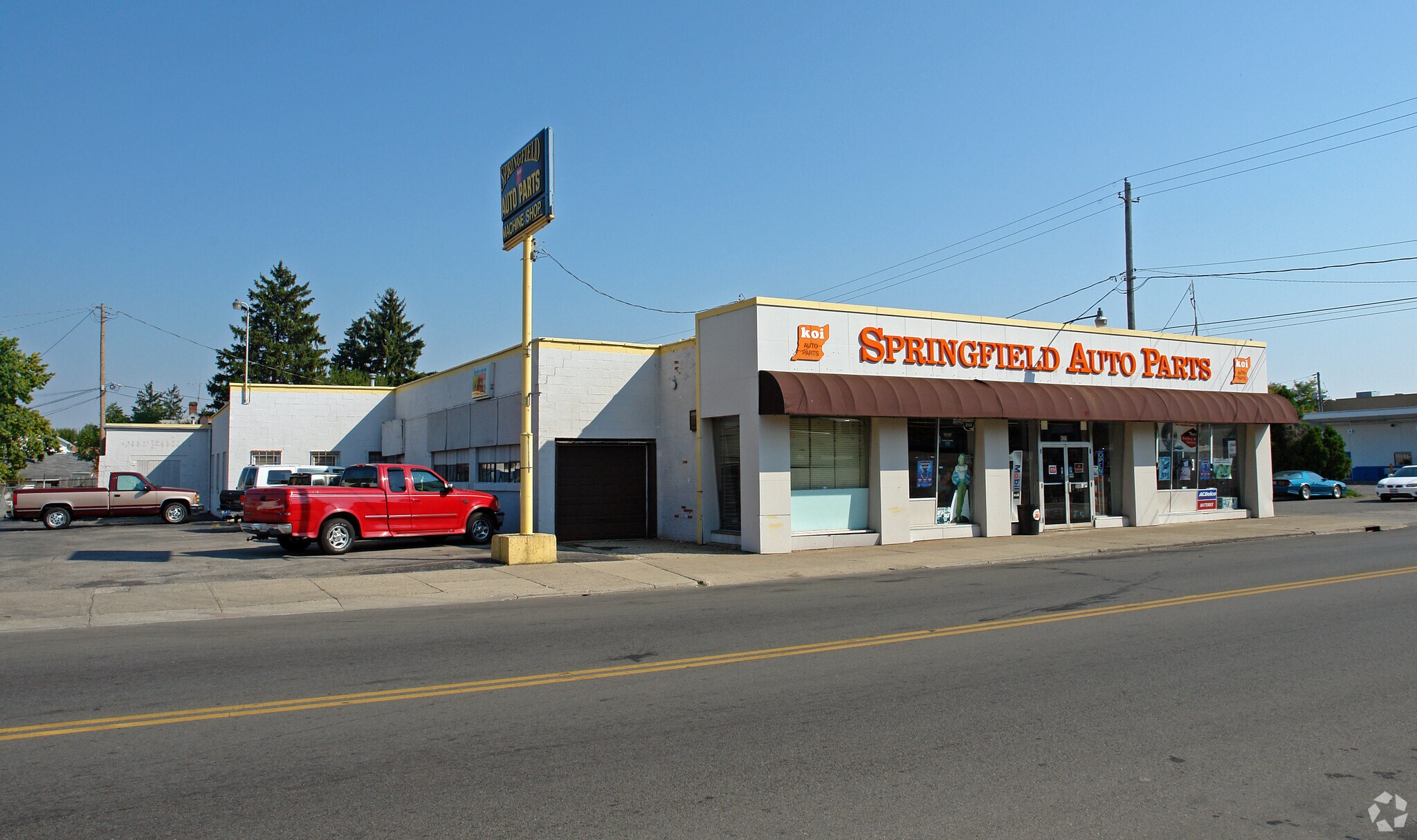 622 W Main St, Springfield, OH for Sale