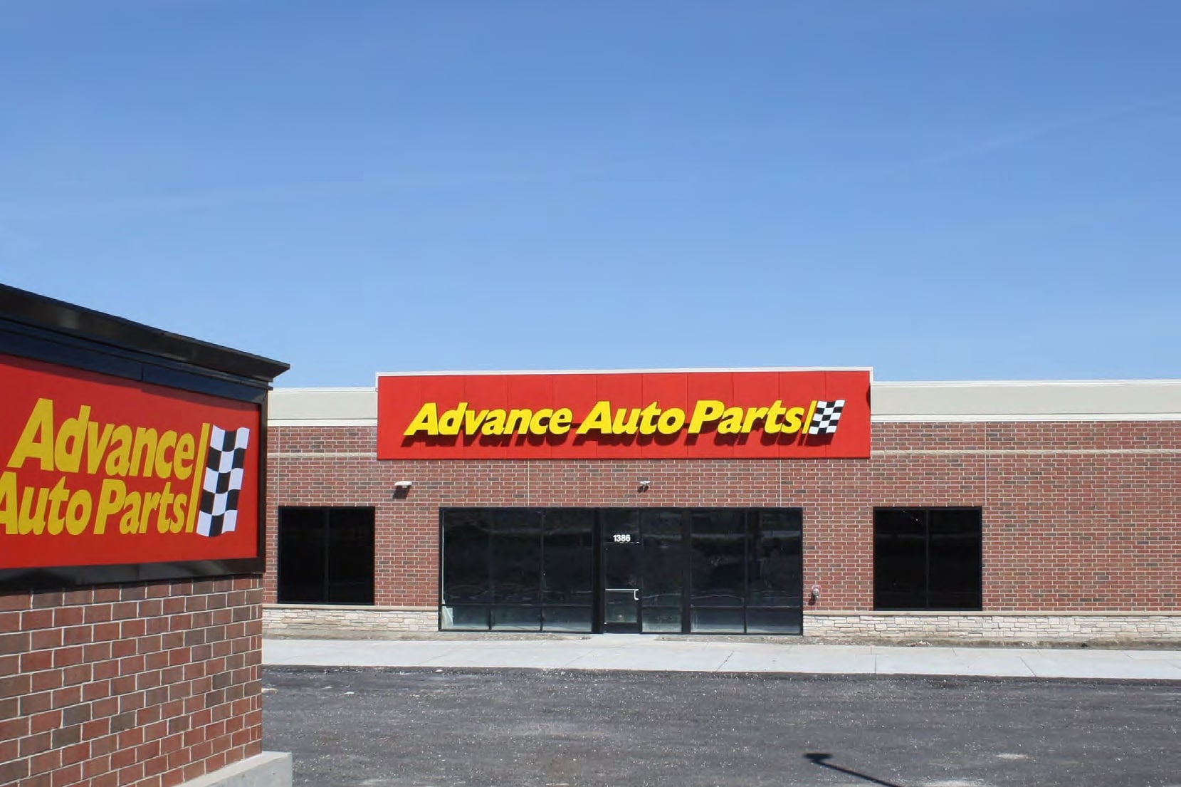 1386 Butterfield Rd, Aurora, IL for Rent