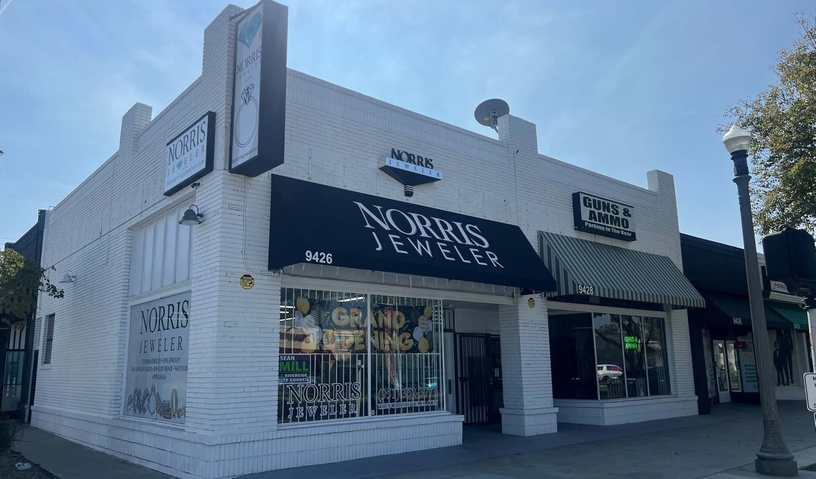 9426-9440 Magnolia Ave & Farnham Pl, Riverside, CA for Rent