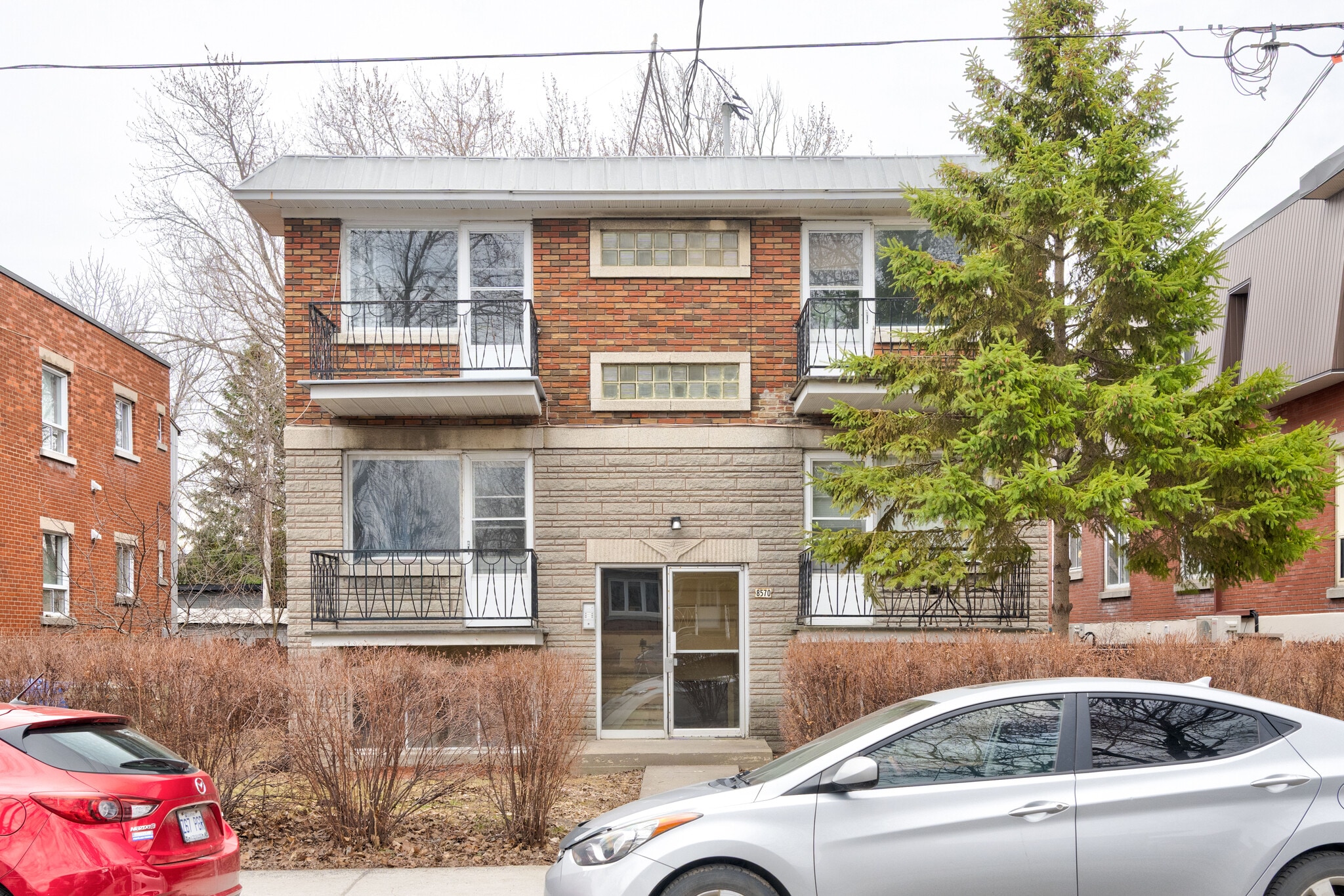 8570 Rue De Grosbois, Montréal, QC for Sale