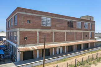 Dinuba, CA Warehouse - 430 W Ventura St