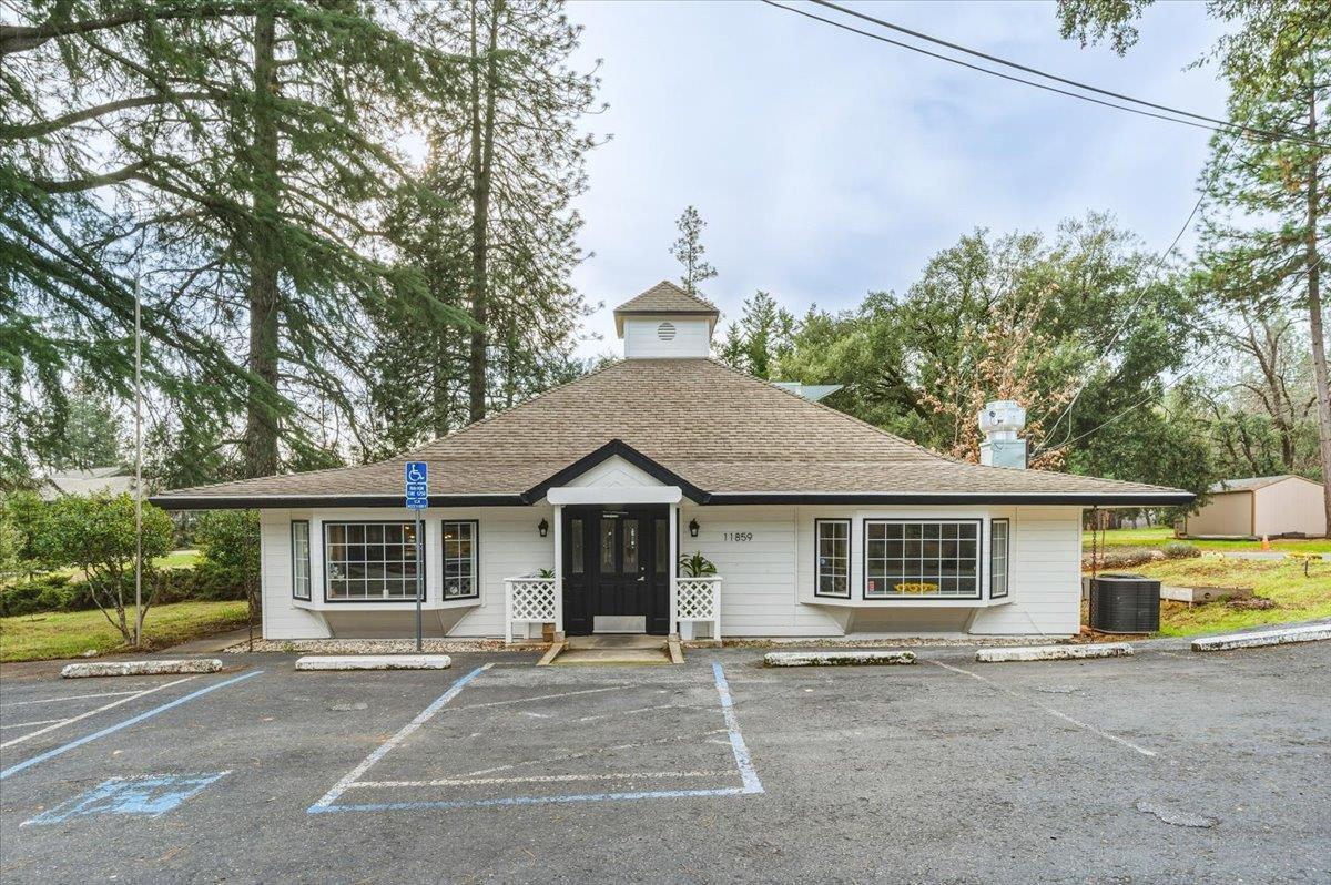11859 Tammy Way, Grass Valley, CA for Sale