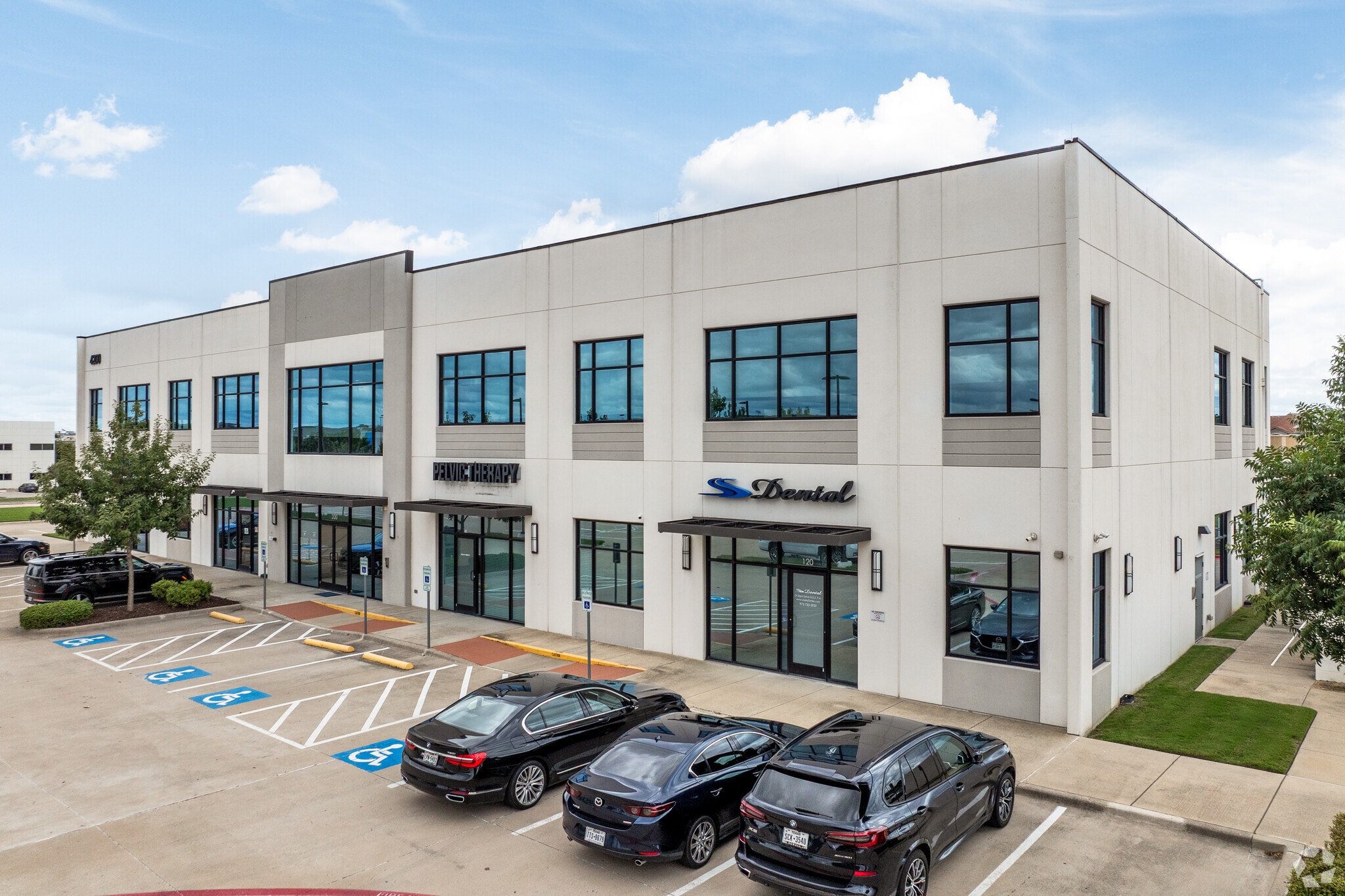 4200 Mapleshade Ln, Plano, TX for Sale