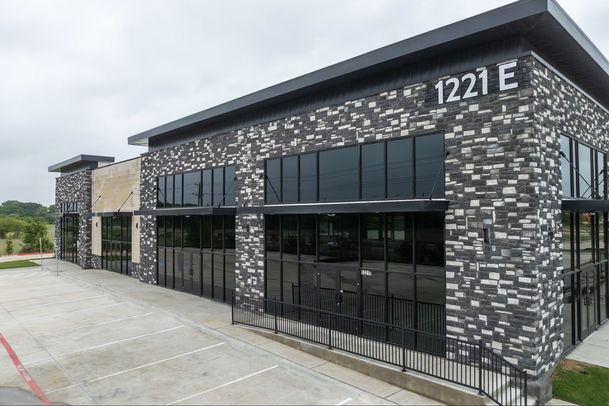 1221 E University Dr, Prosper, TX for Rent