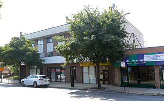 Chicago, IL Office/Residential - 2727-2731 W Touhy Ave