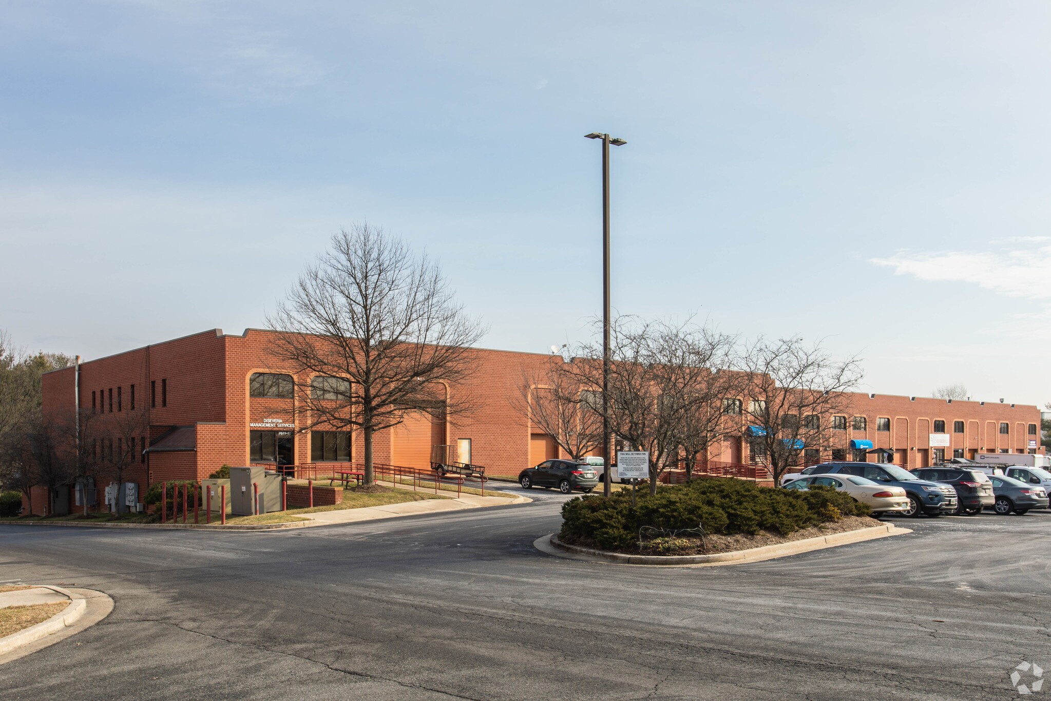 7611-7615 Rickenbacker Dr, Gaithersburg, MD for Rent