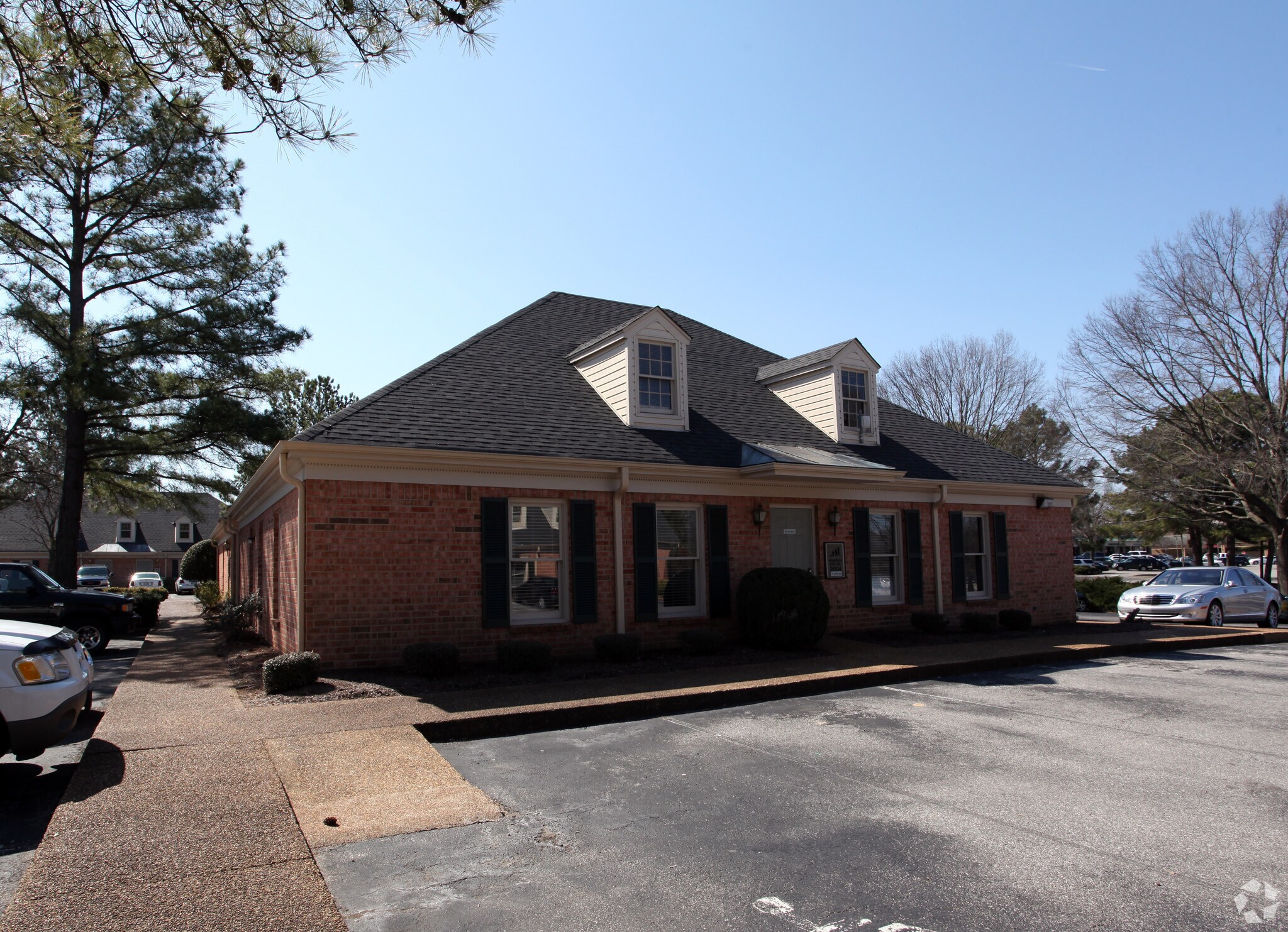 2004 Exeter Rd, Germantown, TN for Rent