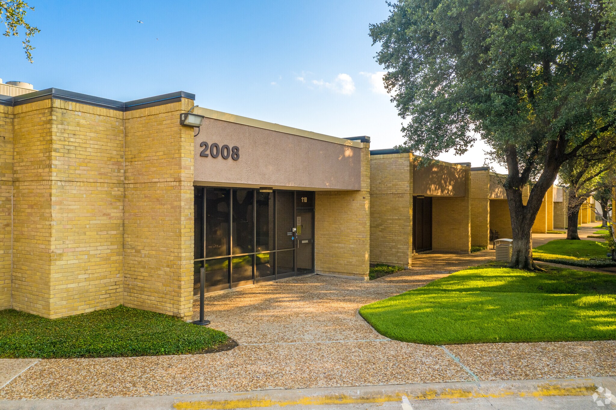 2008 E Randol Mill Rd, Arlington, TX for Rent