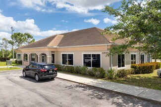 Fort Myers, FL undefined - 4995-4997 Royal Gulf Cir