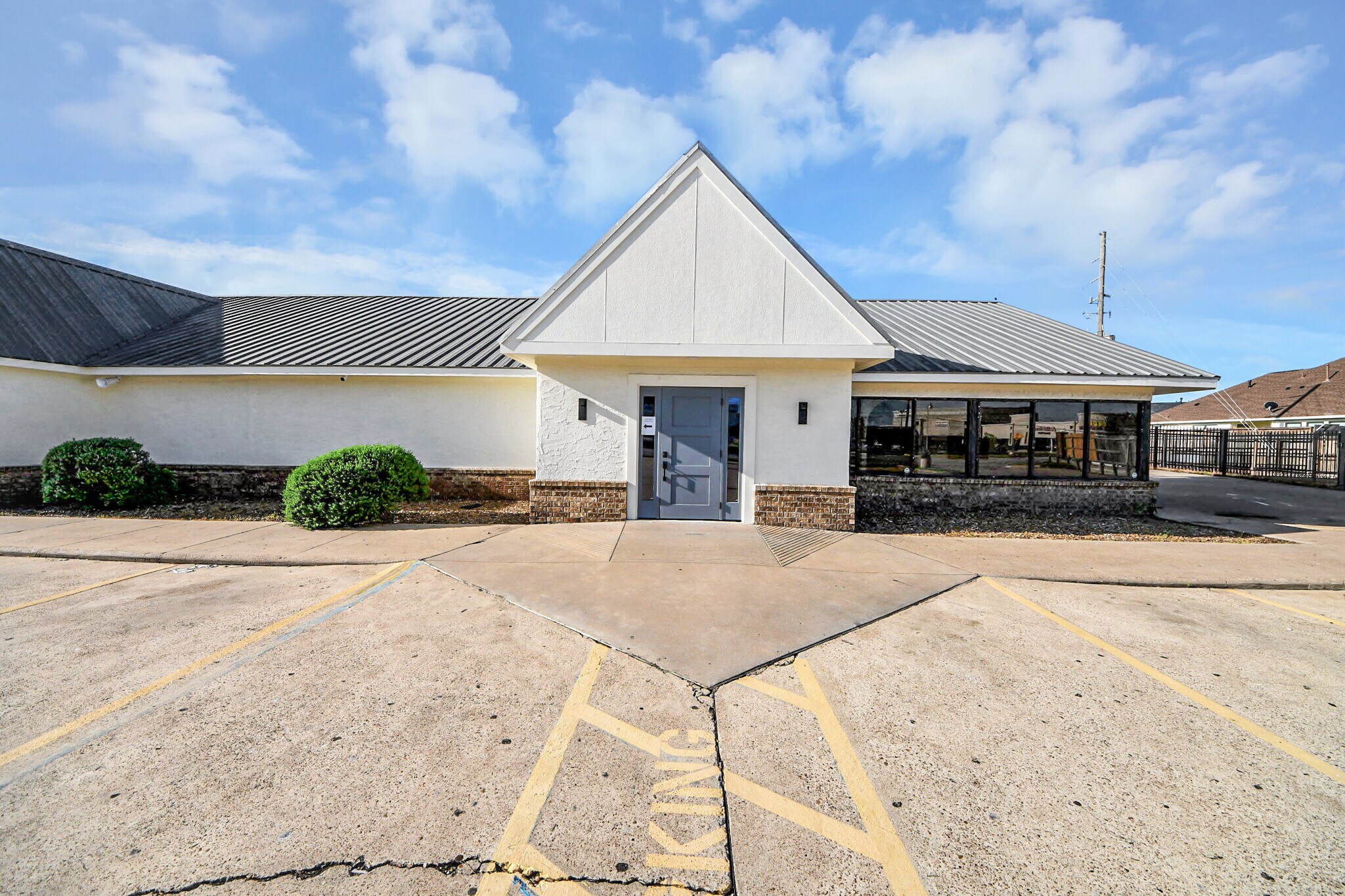 13615 Bellaire Blvd, Houston, TX for Rent