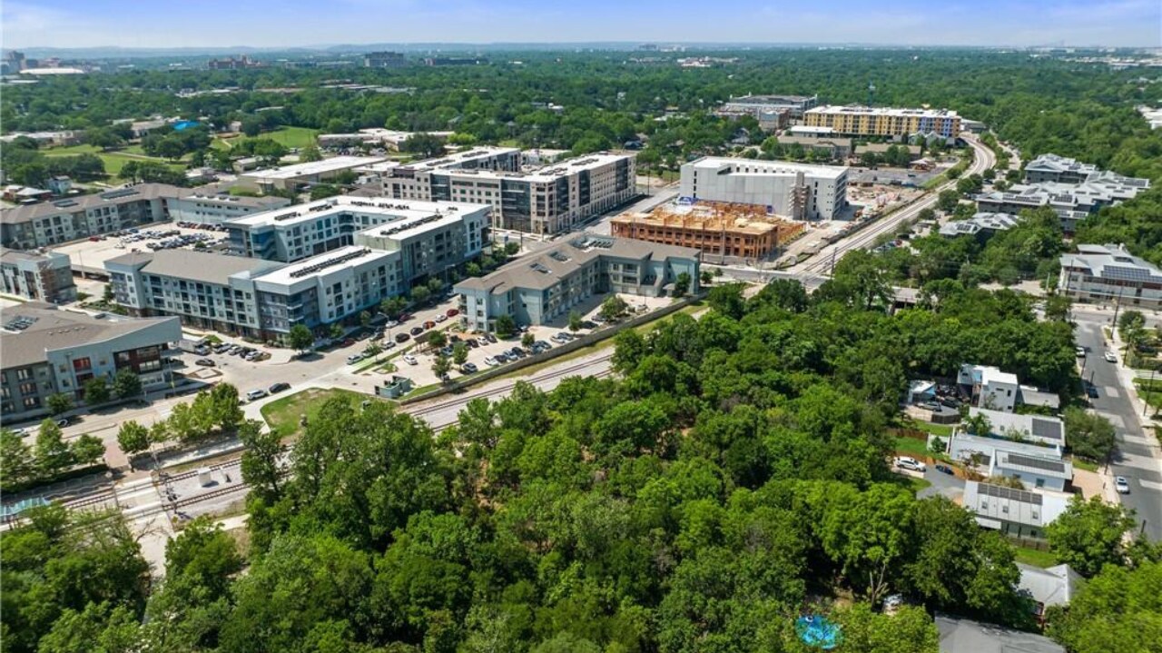 2907 E Martin Luther King Jr Blvd, Austin, TX for Sale