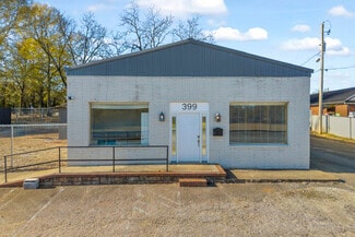 Commerce, GA Storefront - 399 S Elm St