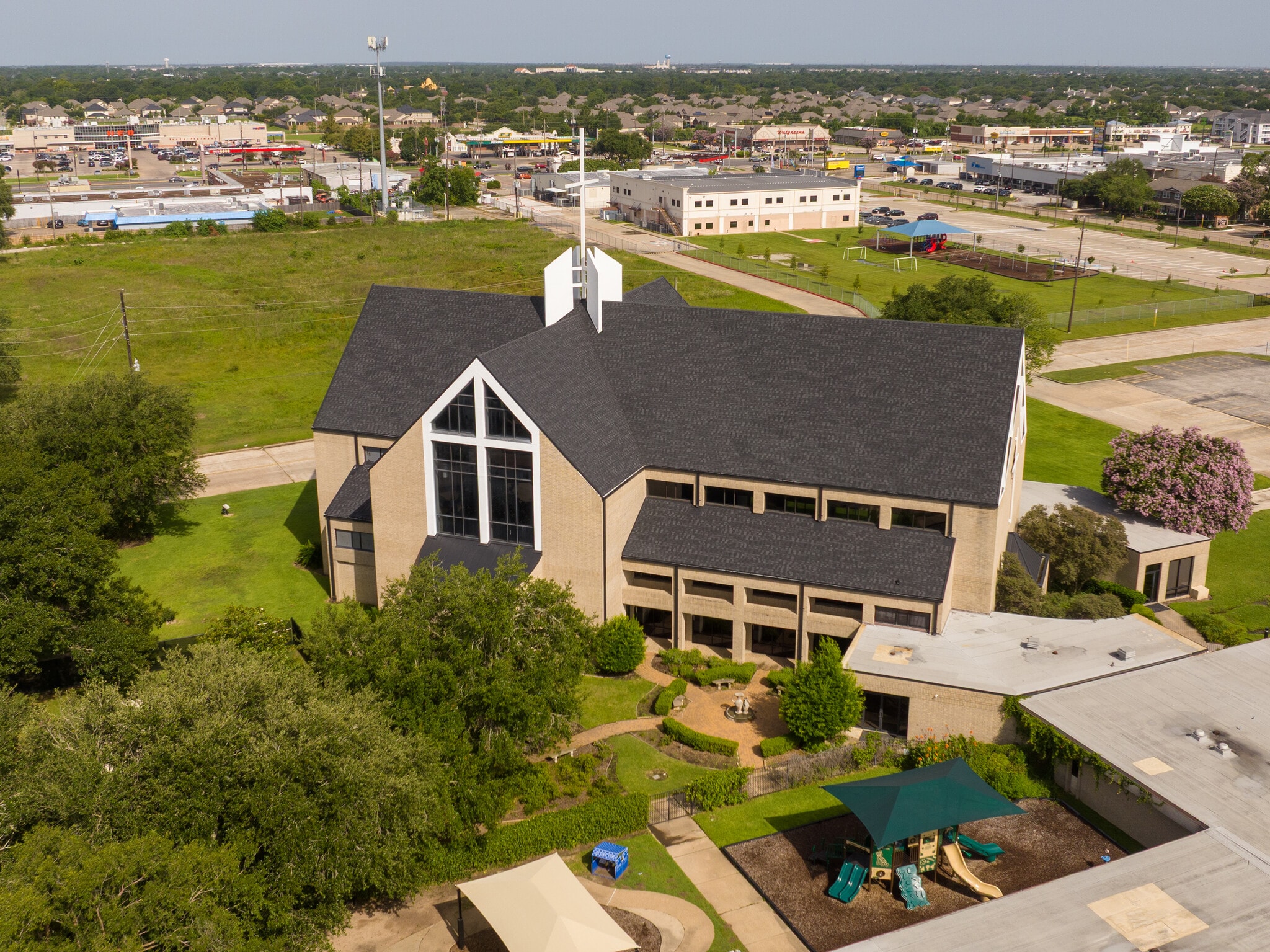 16000 Rippling Water Dr, Houston, TX for Sale