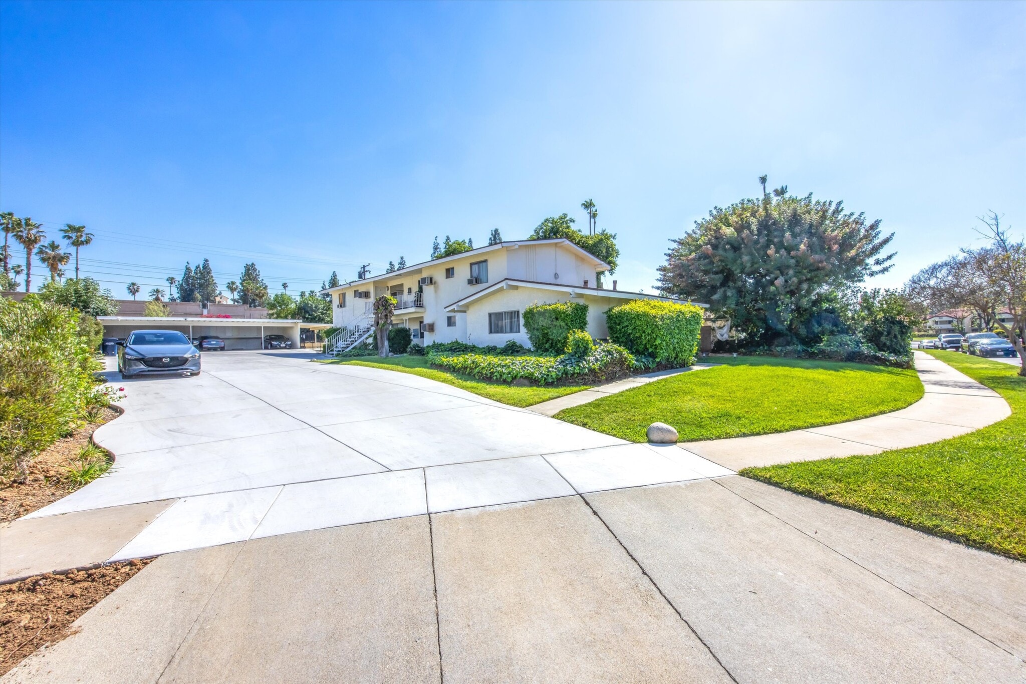 32 N San Mateo St, Redlands, CA for Sale