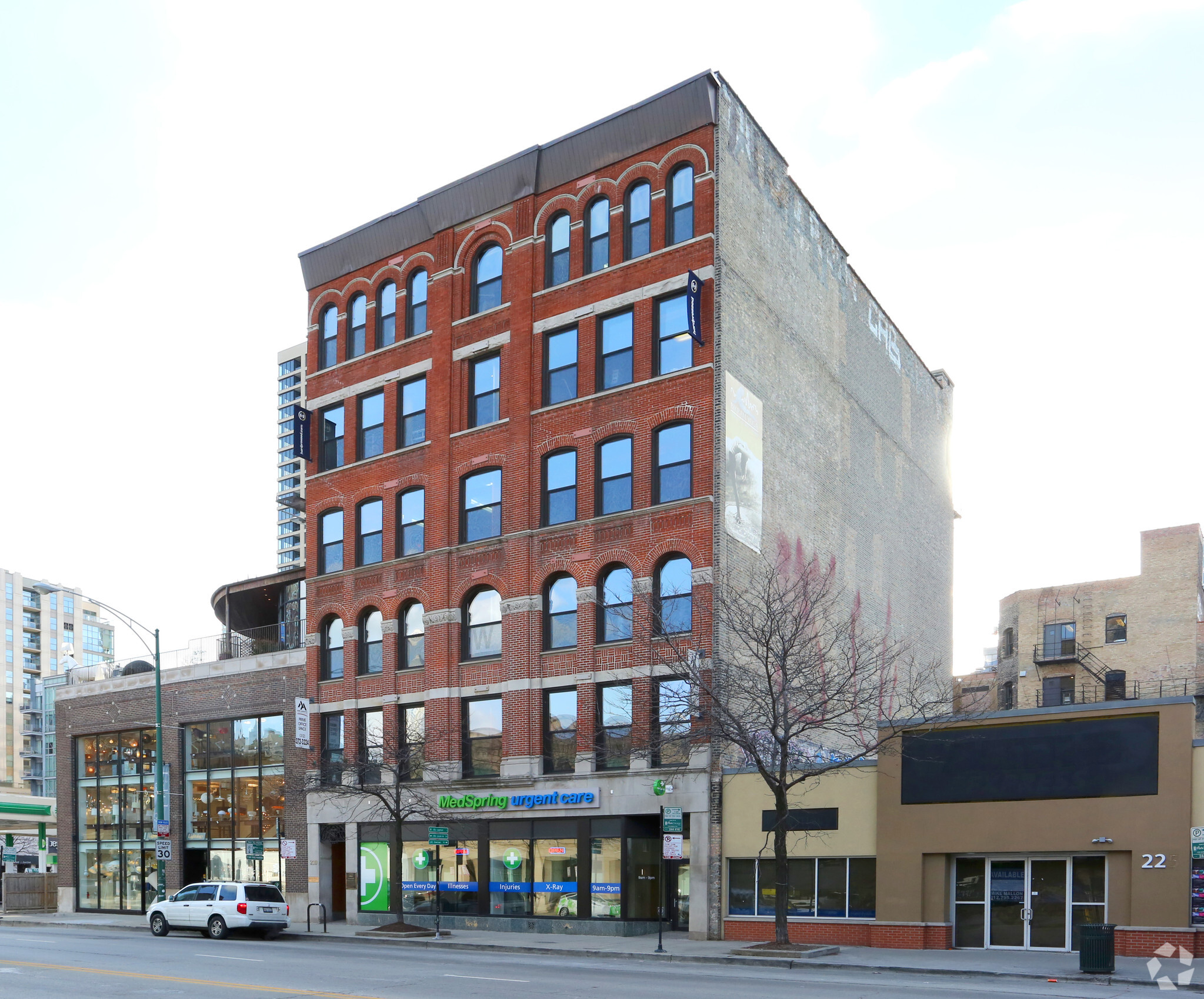 219 W Chicago Ave, Chicago, IL for Rent