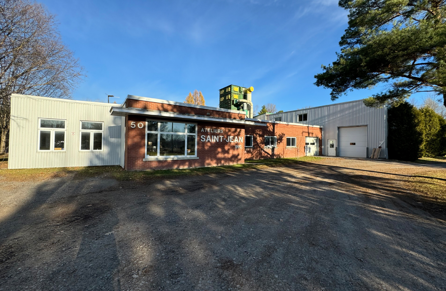 50 Rue Notre-Dame, Berthierville, QC for Rent