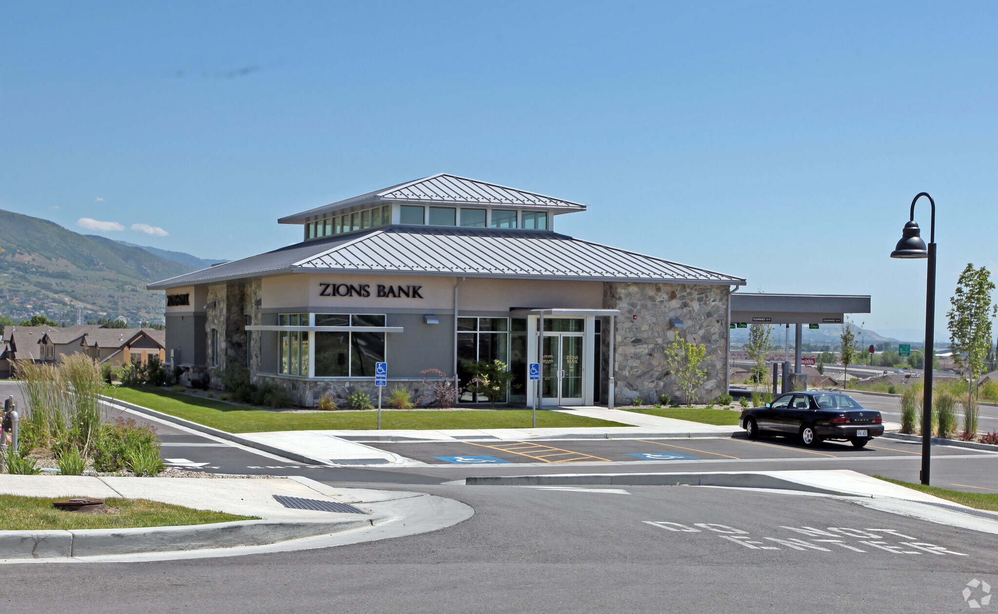 1663 N Main St, Farmington, UT for Sale