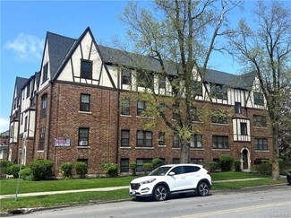 Buffalo, NY Apartments - 408 Lincoln Pky