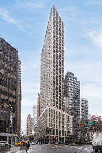 New York, NY Retail - 1865 Broadway