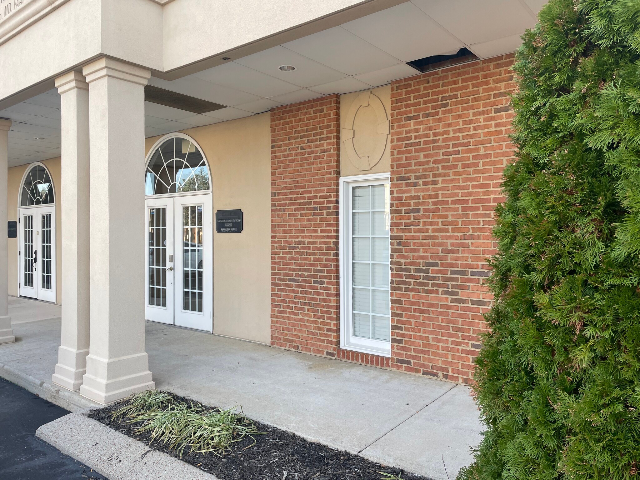 6131 Shallowford Rd, Chattanooga, TN for Sale