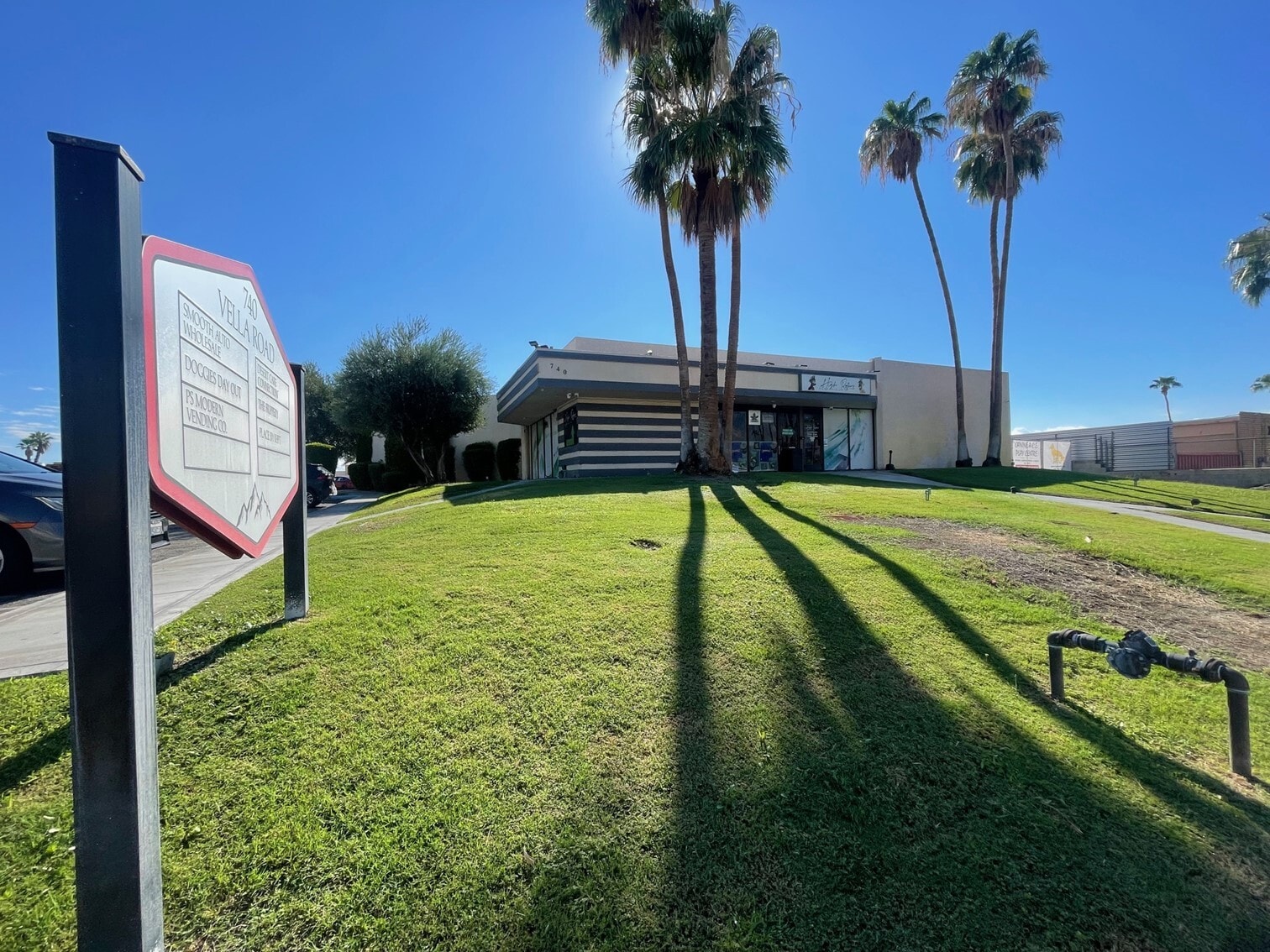 740 S Vella Rd, Palm Springs, CA for Rent