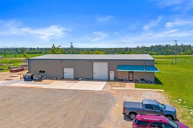 411 Lorry St, Amherst, WI for Sale